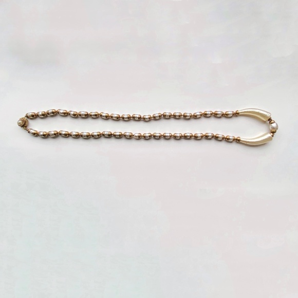 Vintage Miriam Haskell Japanese Glass Baroque Pearl Horn Necklace Earring Set - Picture 8 of 8